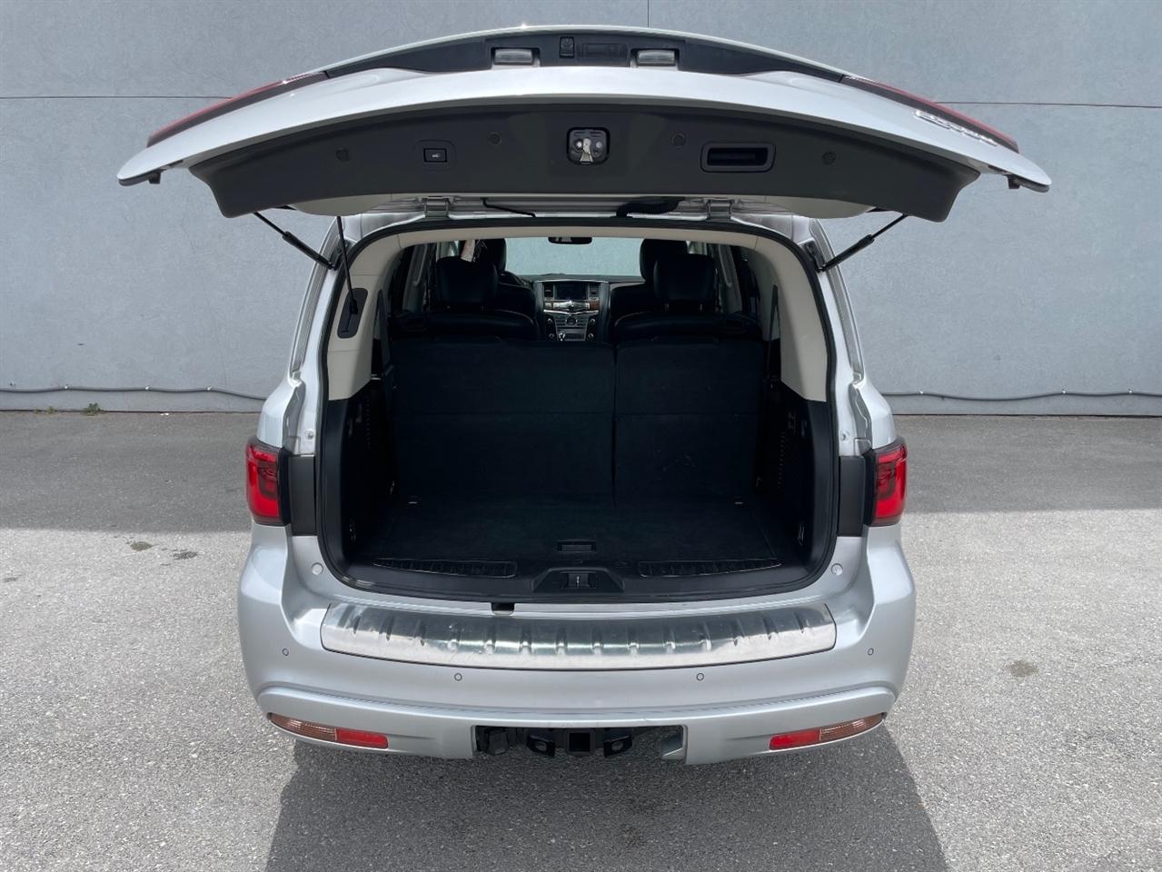 Infiniti QX80  2018