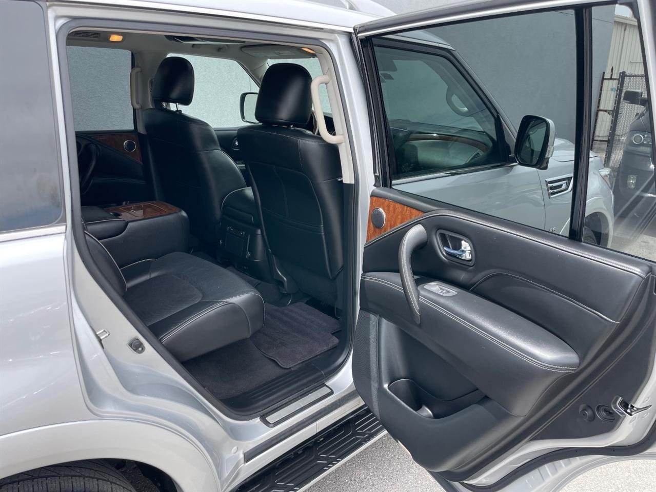 Infiniti QX80  2018