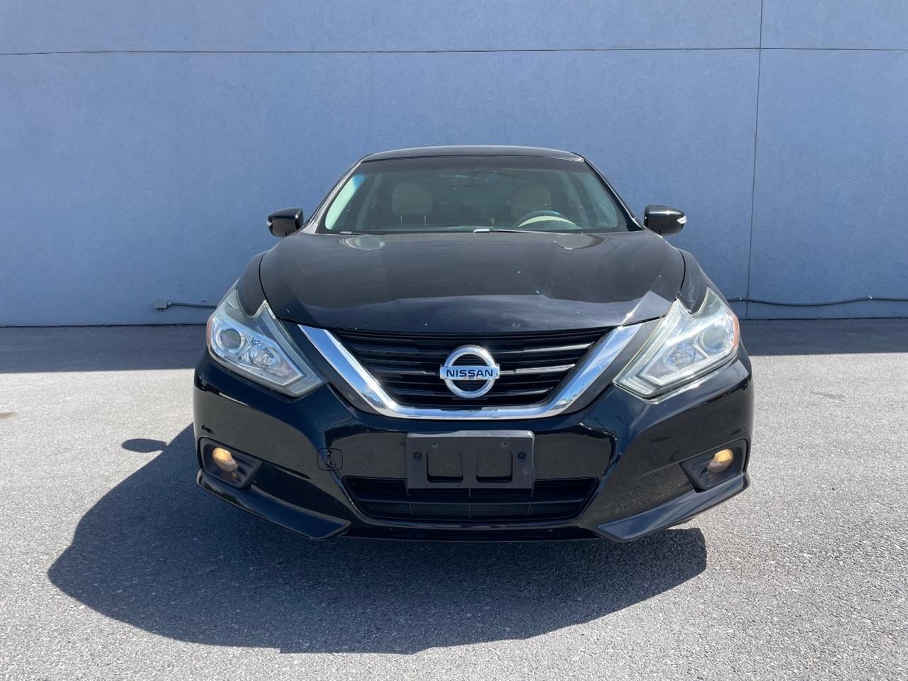 Nissan Altima  2017