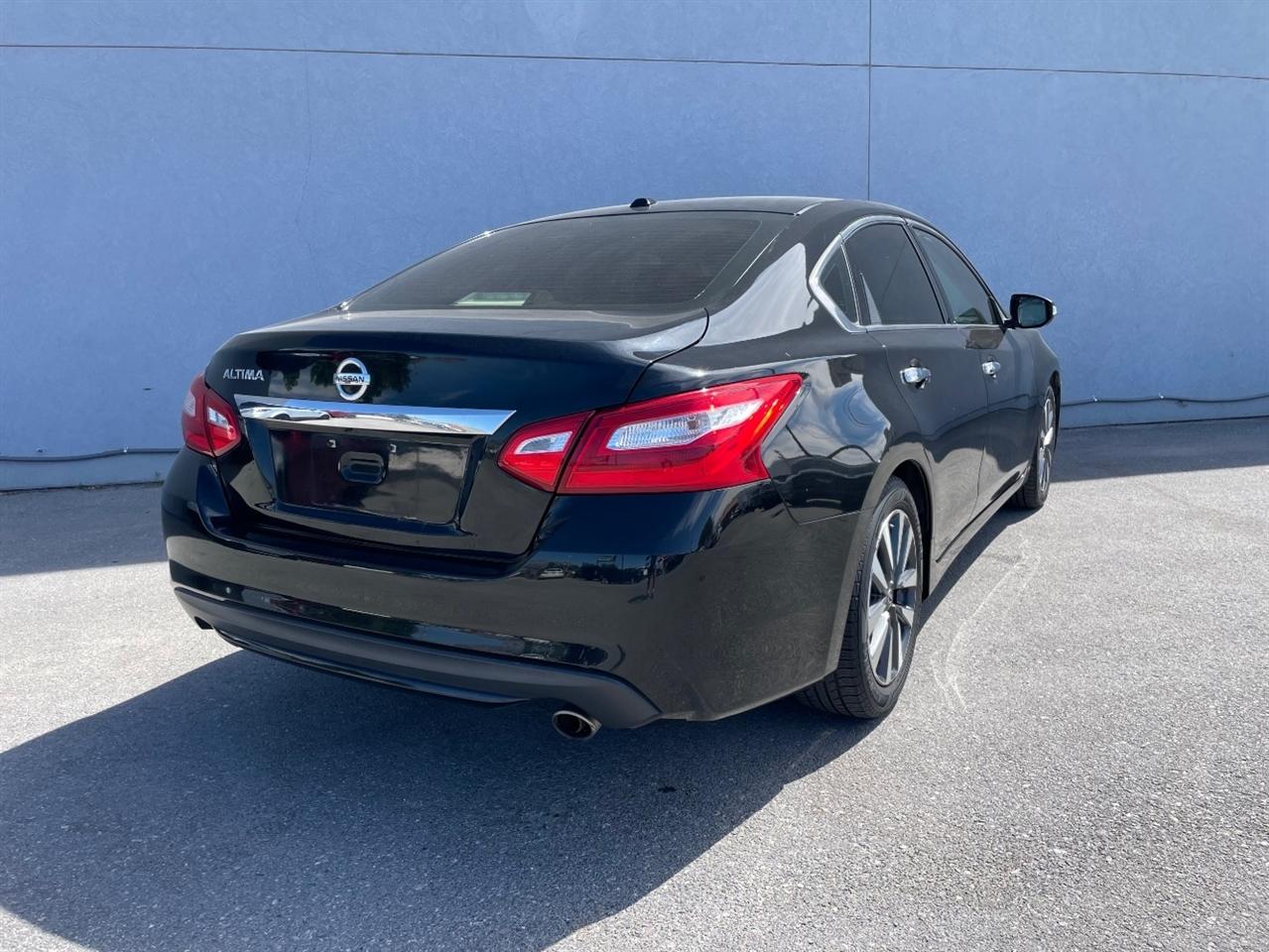 Nissan Altima  2017