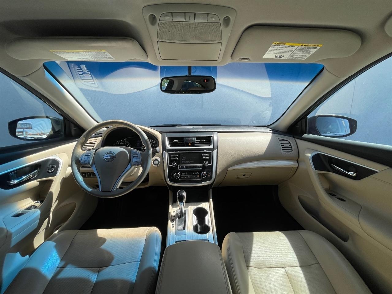 Nissan Altima  2017