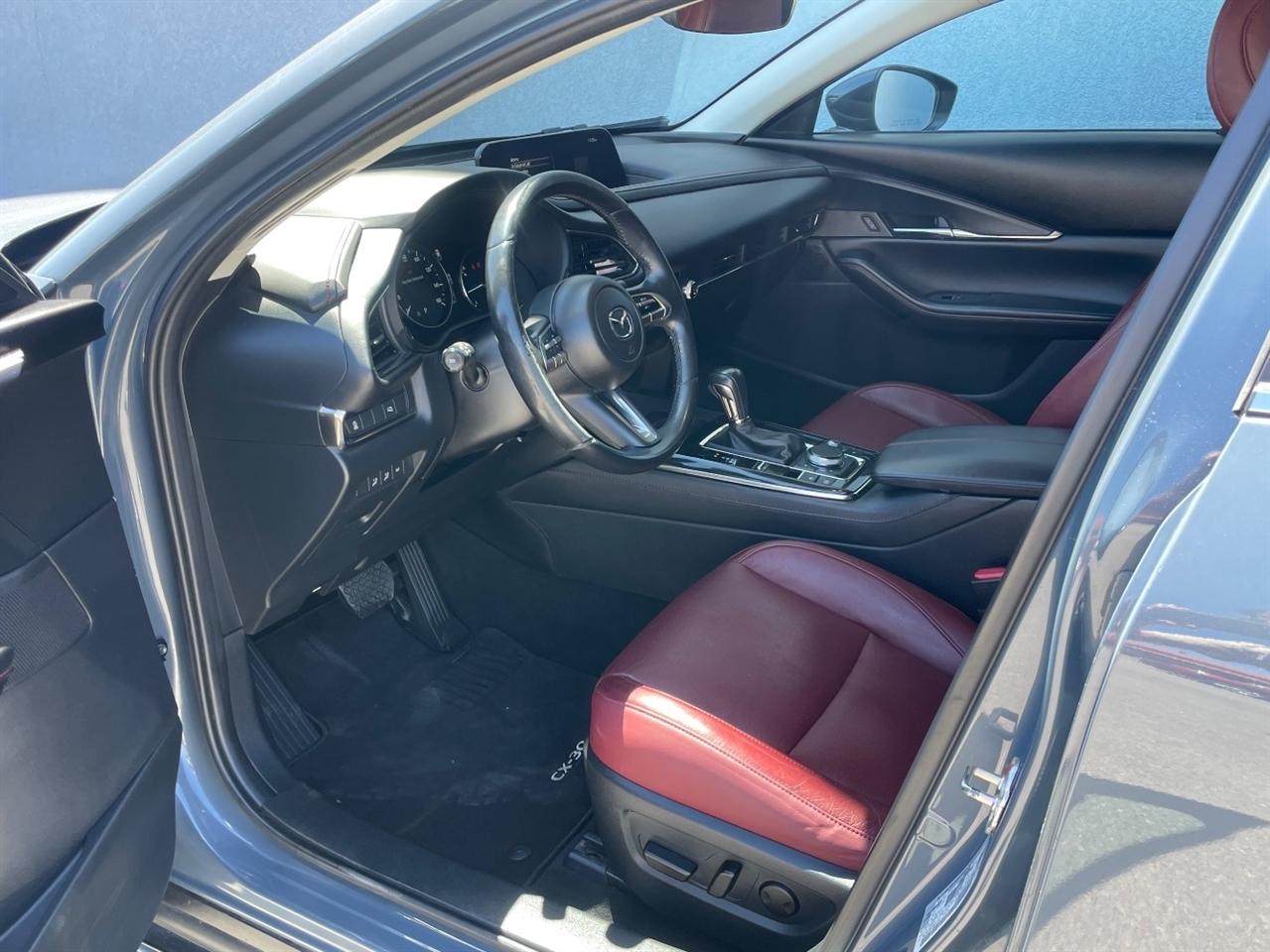 Mazda CX-30  2023