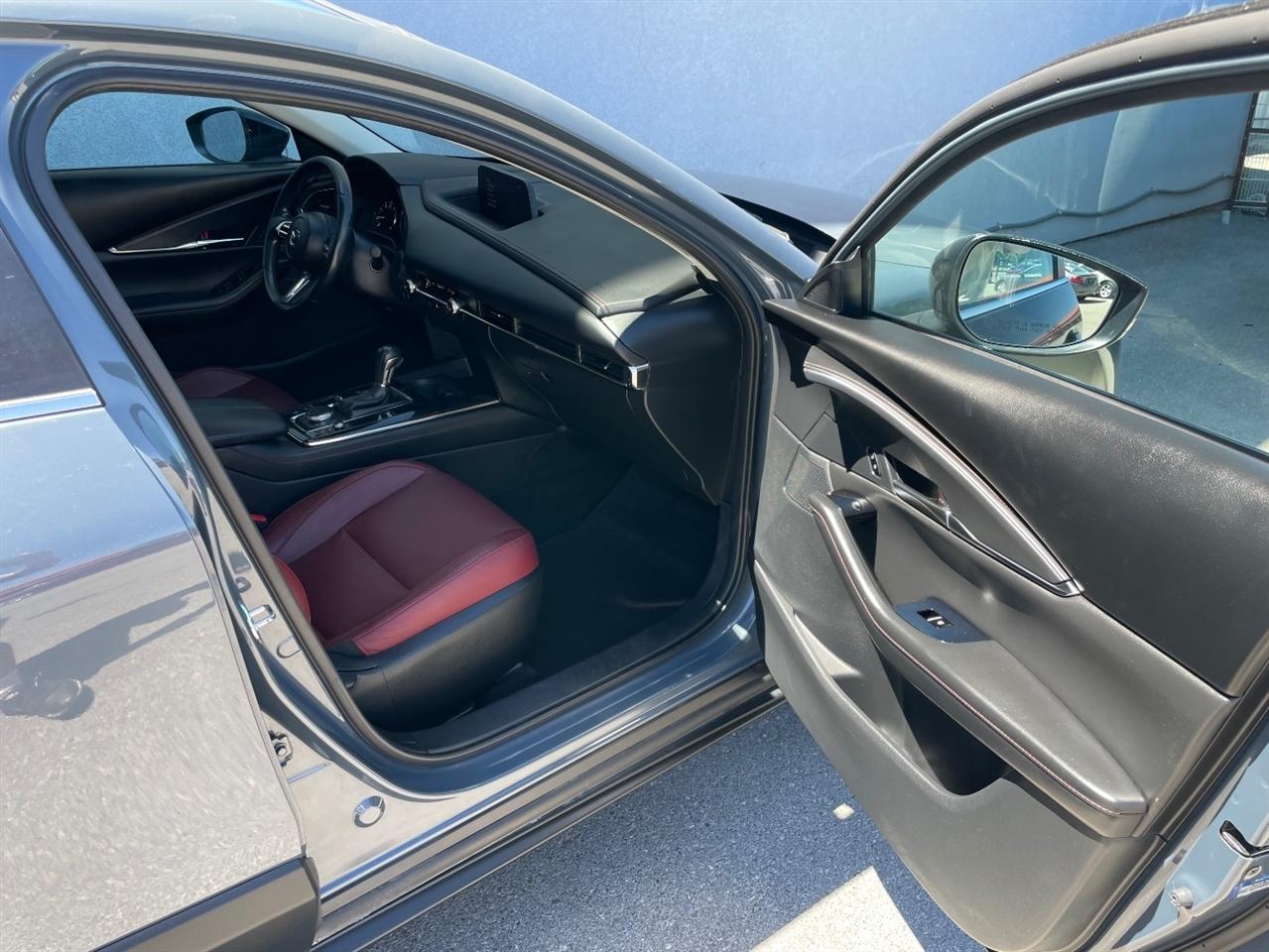 Mazda CX-30  2023
