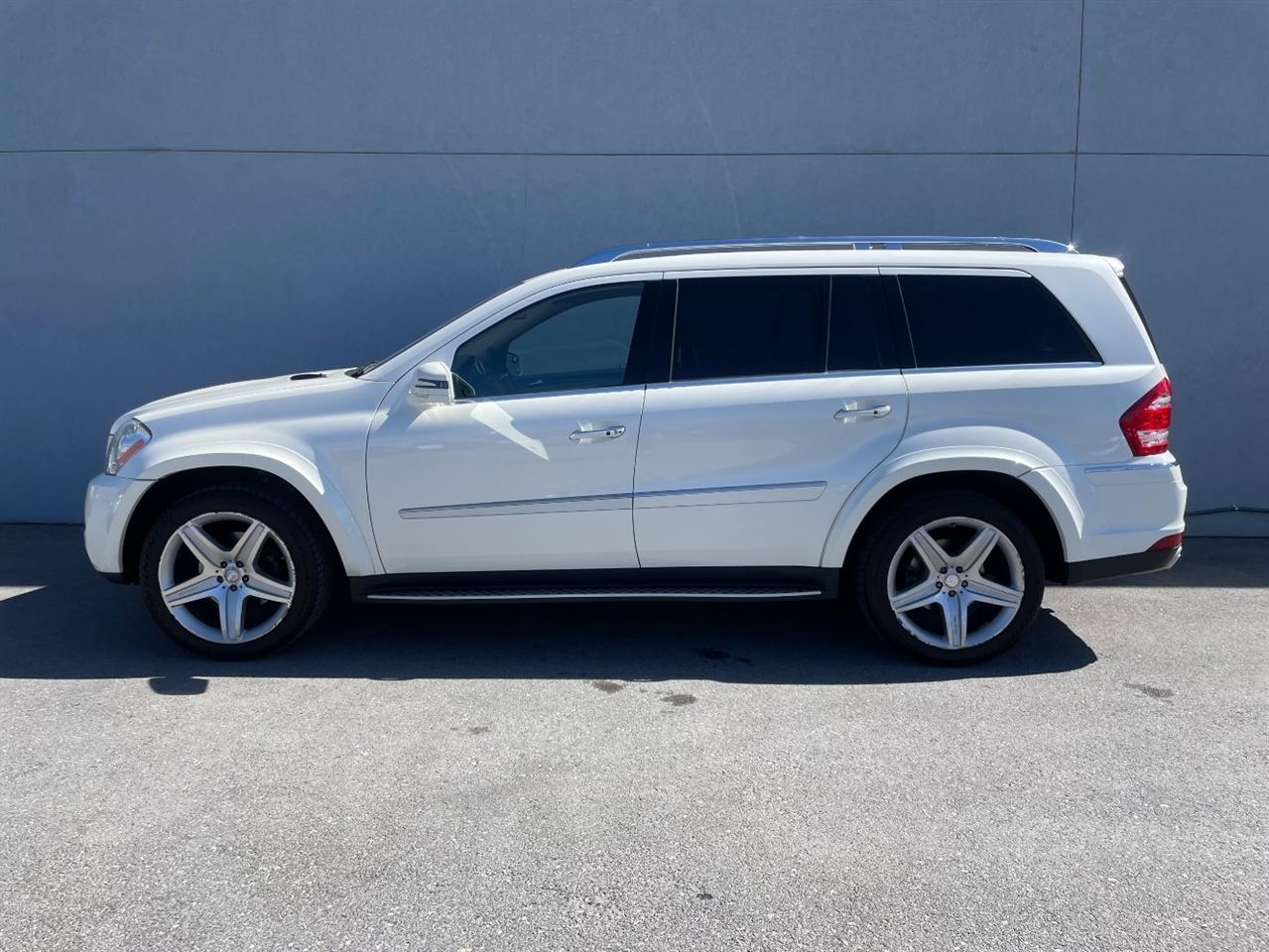 Mercedes-Benz GL-Class  2011
