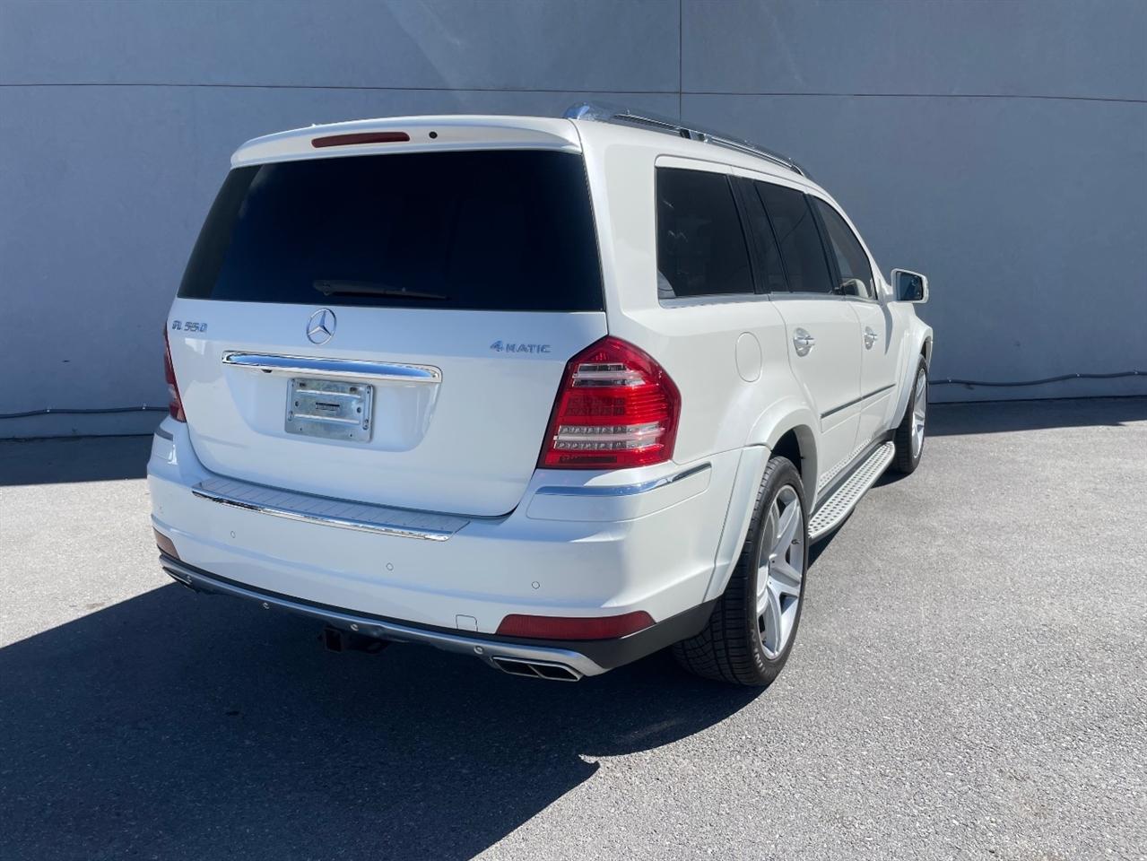 Mercedes-Benz GL-Class  2011