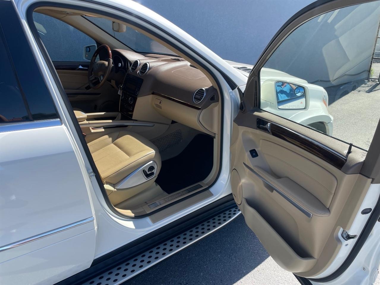 Mercedes-Benz GL-Class  2011