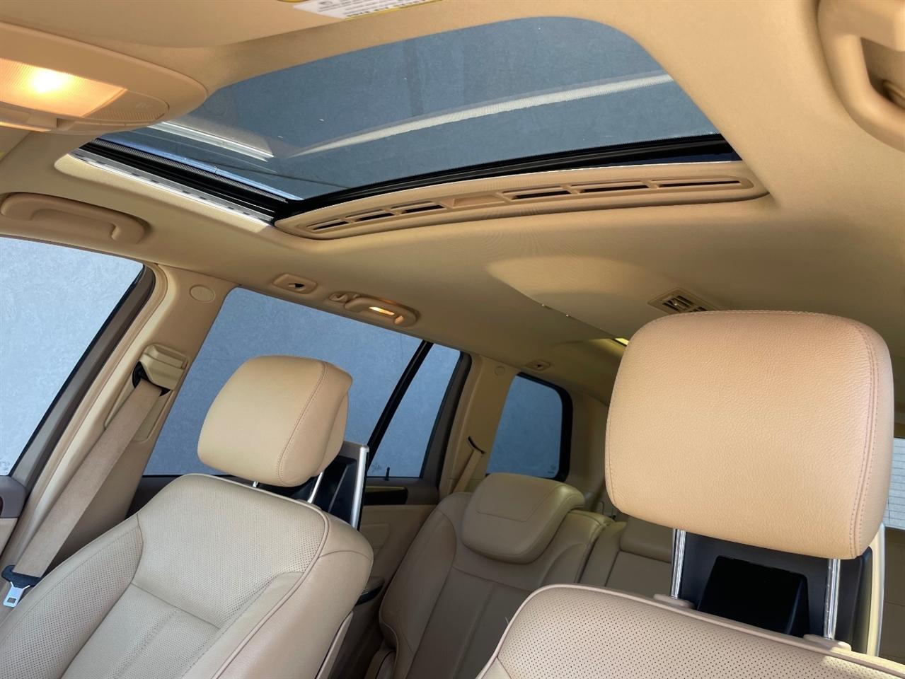 Mercedes-Benz GL-Class  2011
