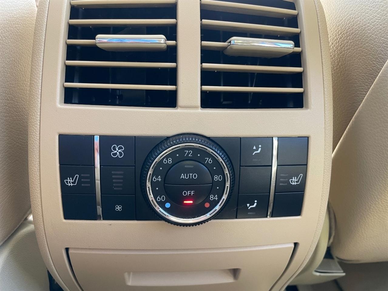 Mercedes-Benz GL-Class  2011