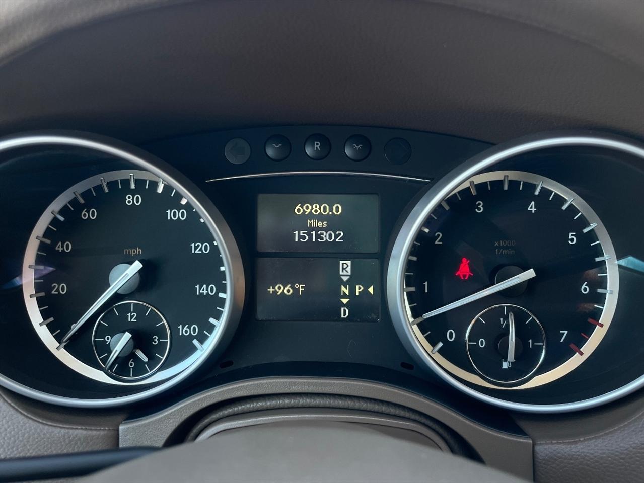 Mercedes-Benz GL-Class  2011