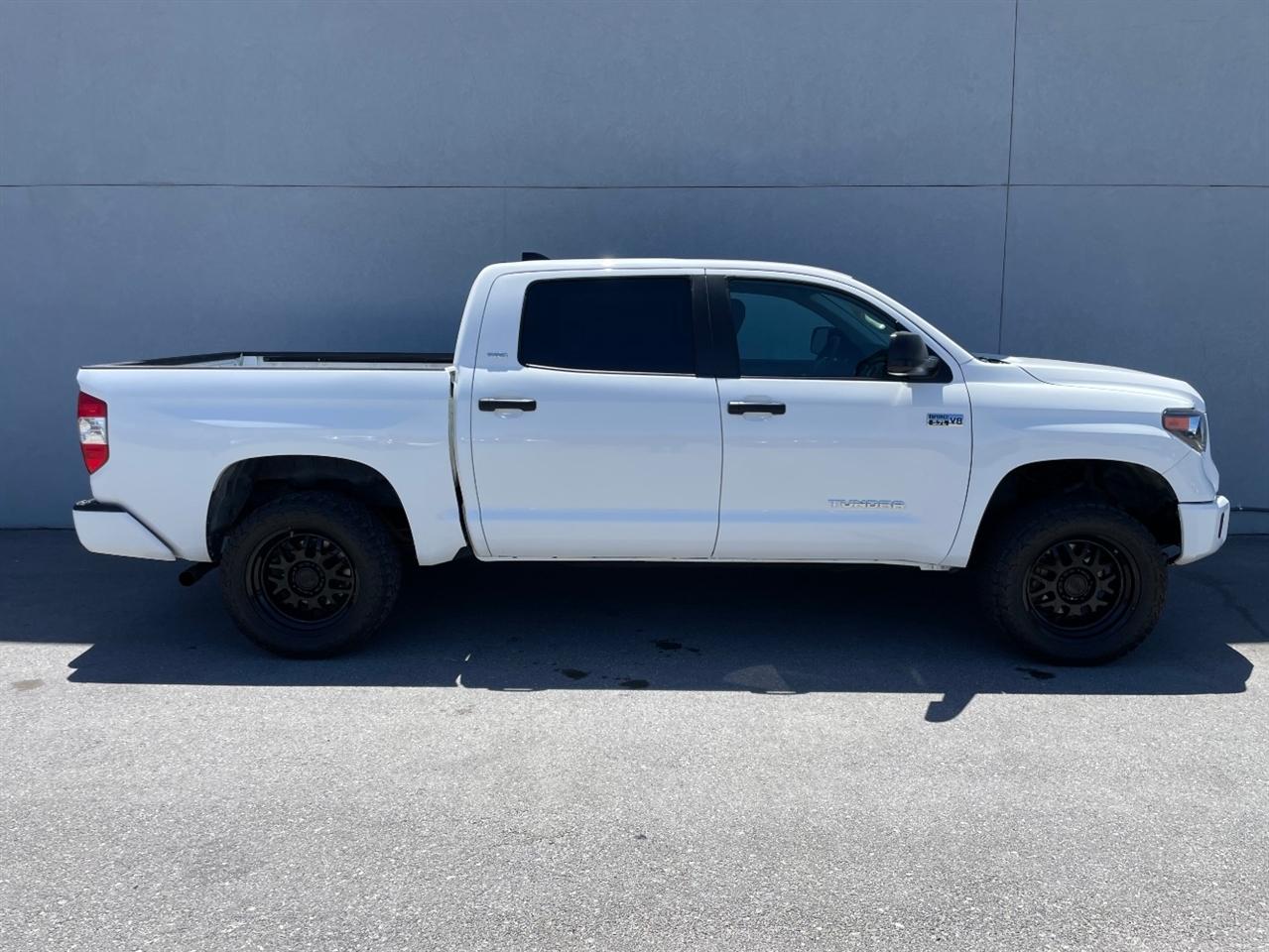 Toyota Tundra 4WD  2020