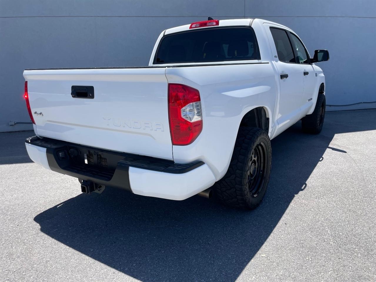 Toyota Tundra 4WD  2020