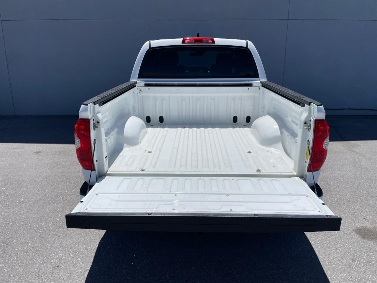 Toyota Tundra 4WD  2020