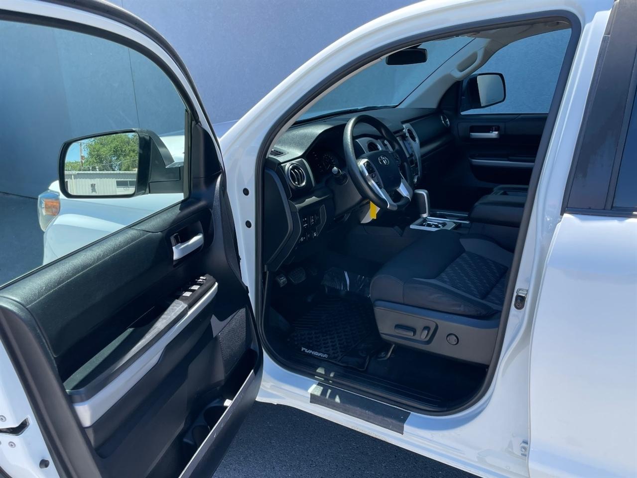 Toyota Tundra 4WD  2020