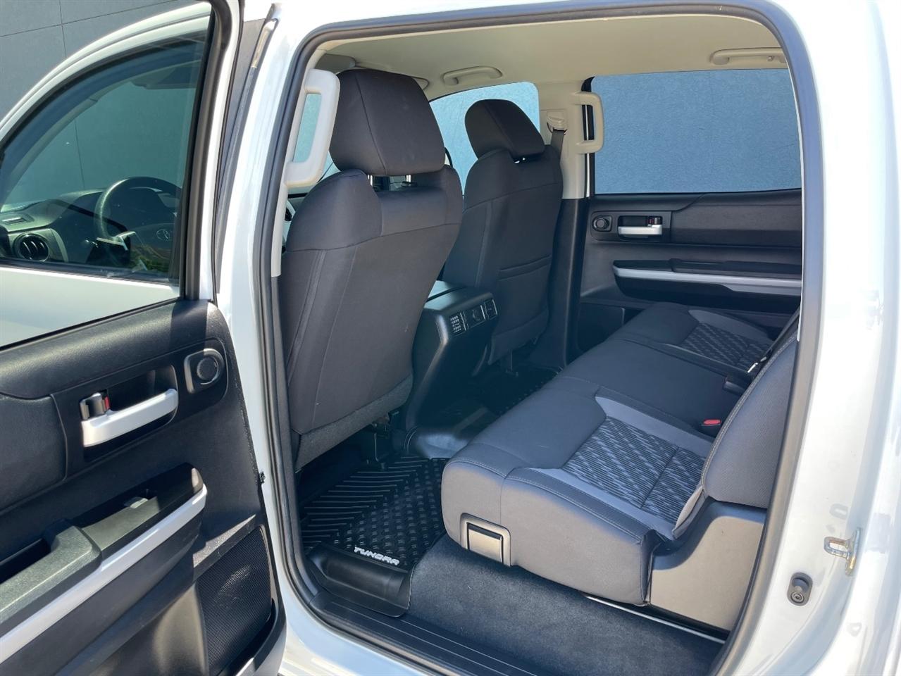 Toyota Tundra 4WD  2020