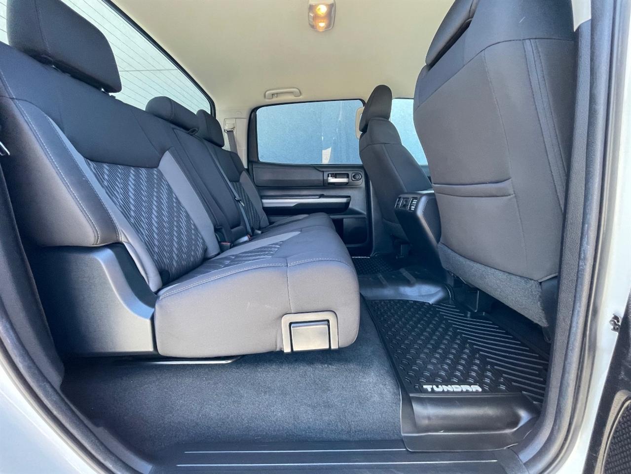 Toyota Tundra 4WD  2020