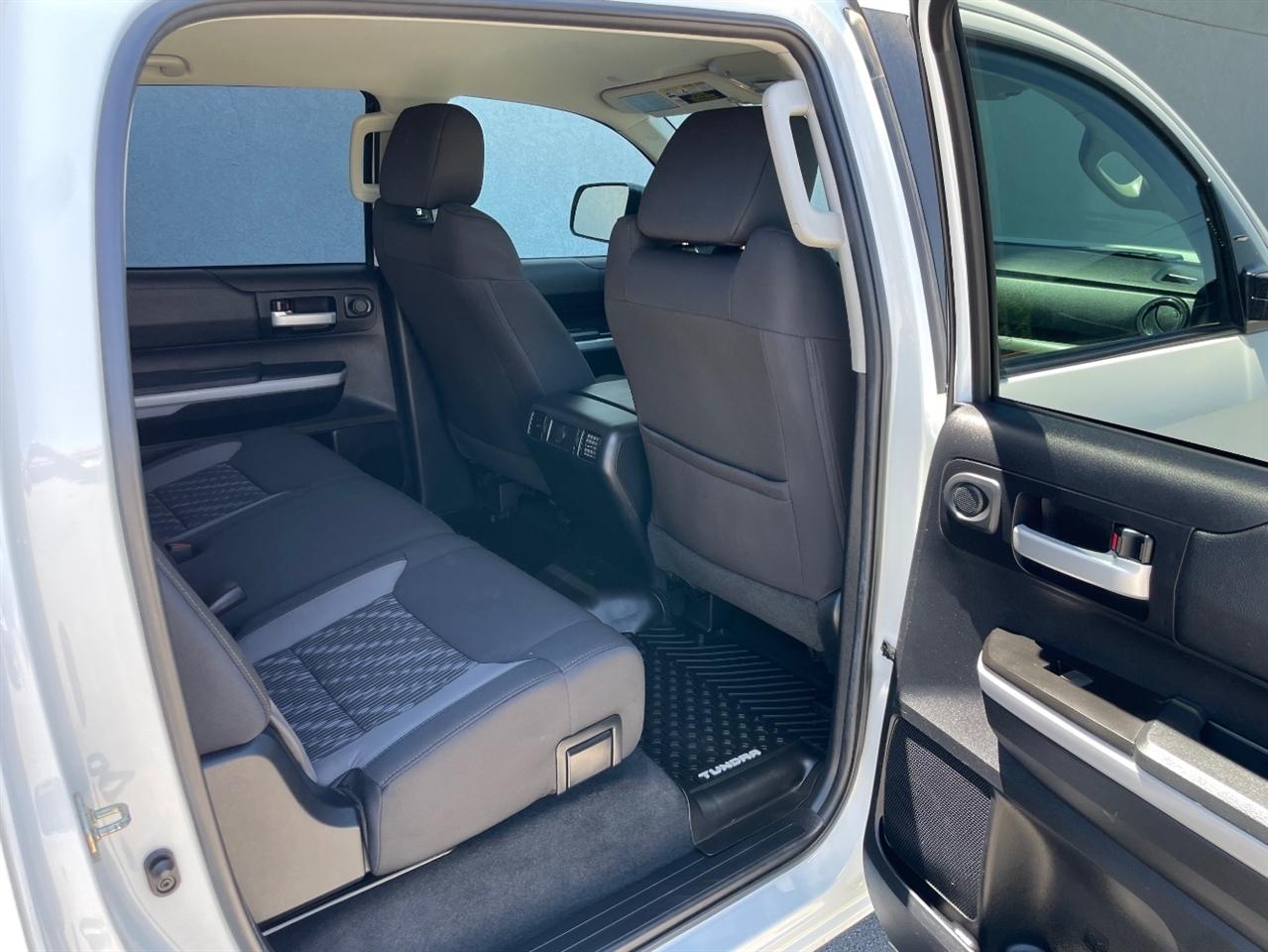 Toyota Tundra 4WD  2020