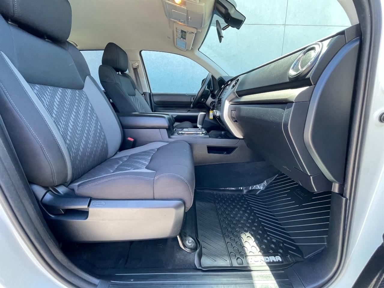 Toyota Tundra 4WD  2020