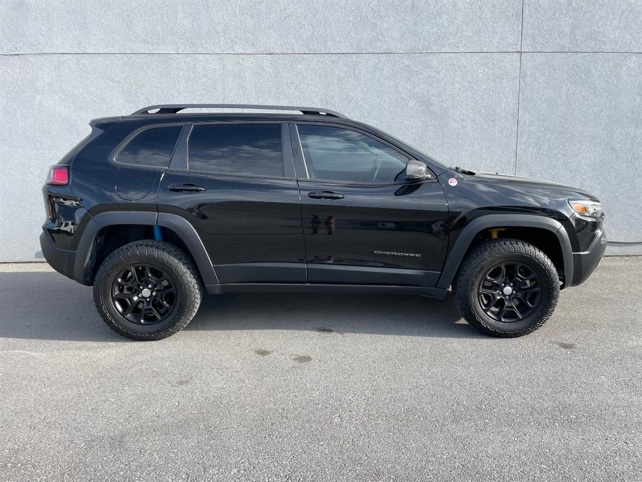 Jeep Cherokee  2021