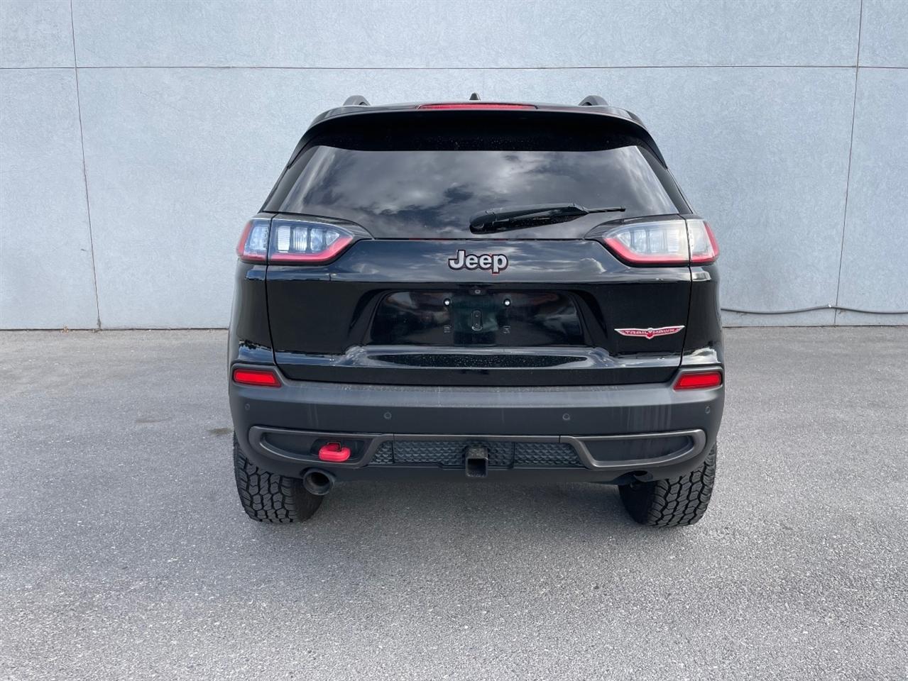 Jeep Cherokee  2021