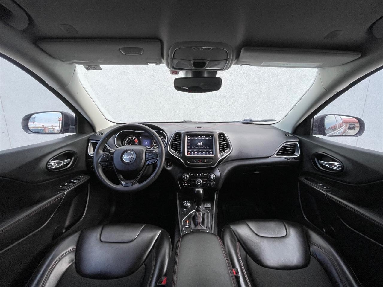Jeep Cherokee  2021