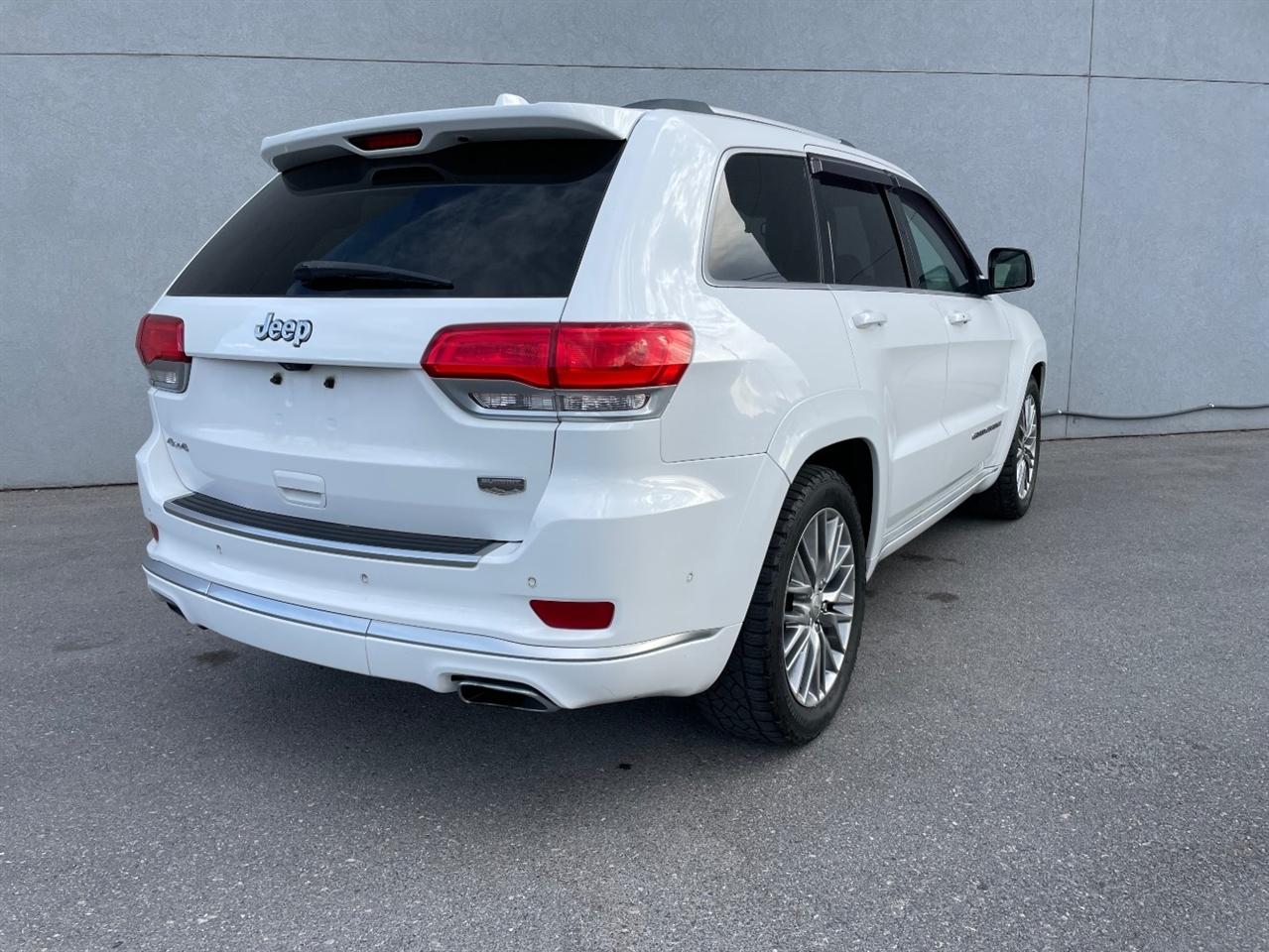 Jeep Grand Cherokee  2018