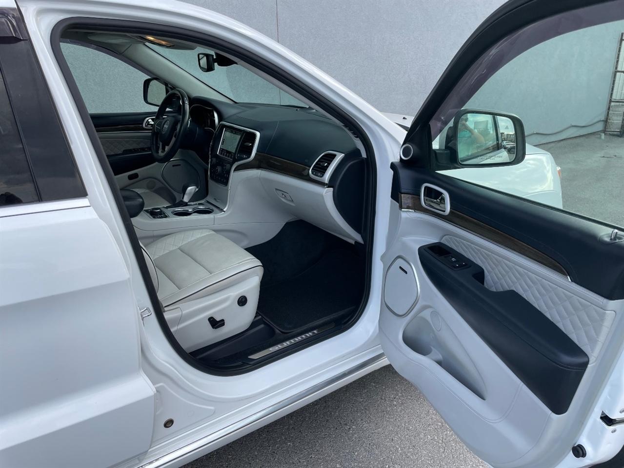 Jeep Grand Cherokee  2018