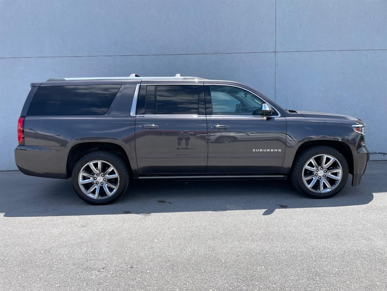 Chevrolet Suburban  2018