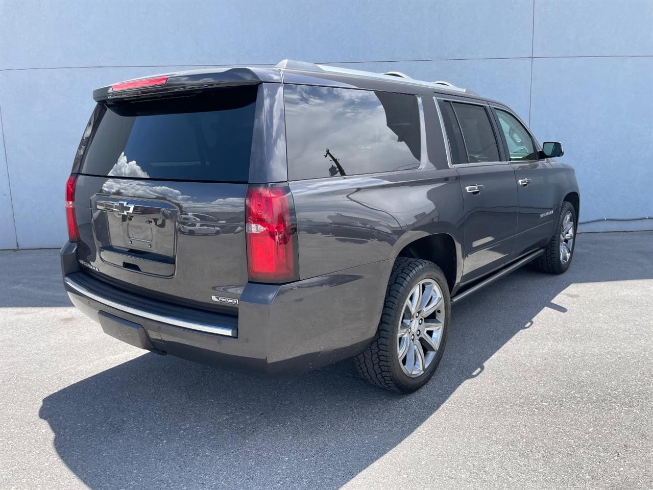 Chevrolet Suburban  2018
