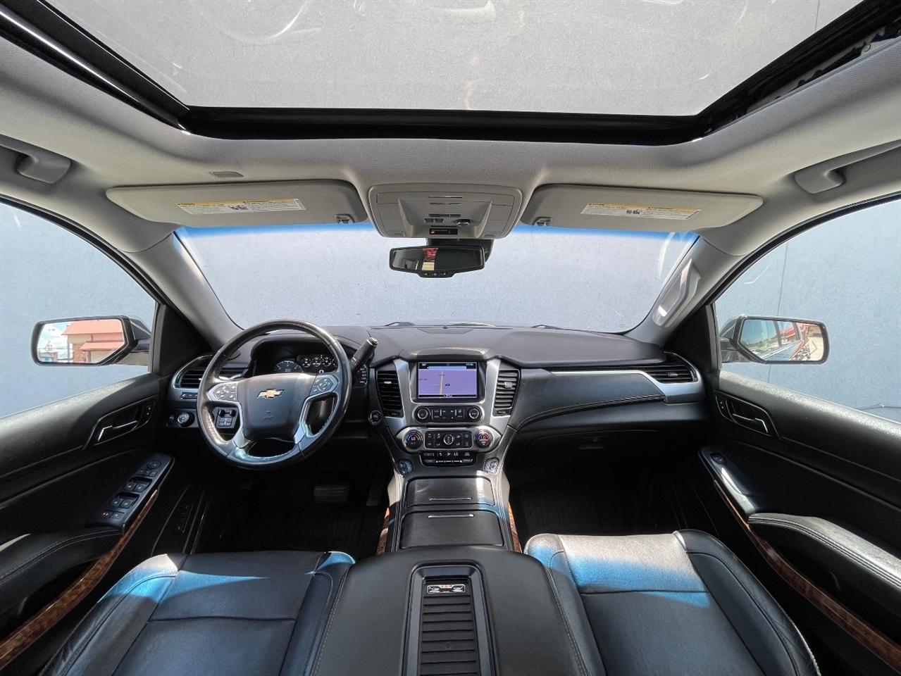 Chevrolet Suburban  2018