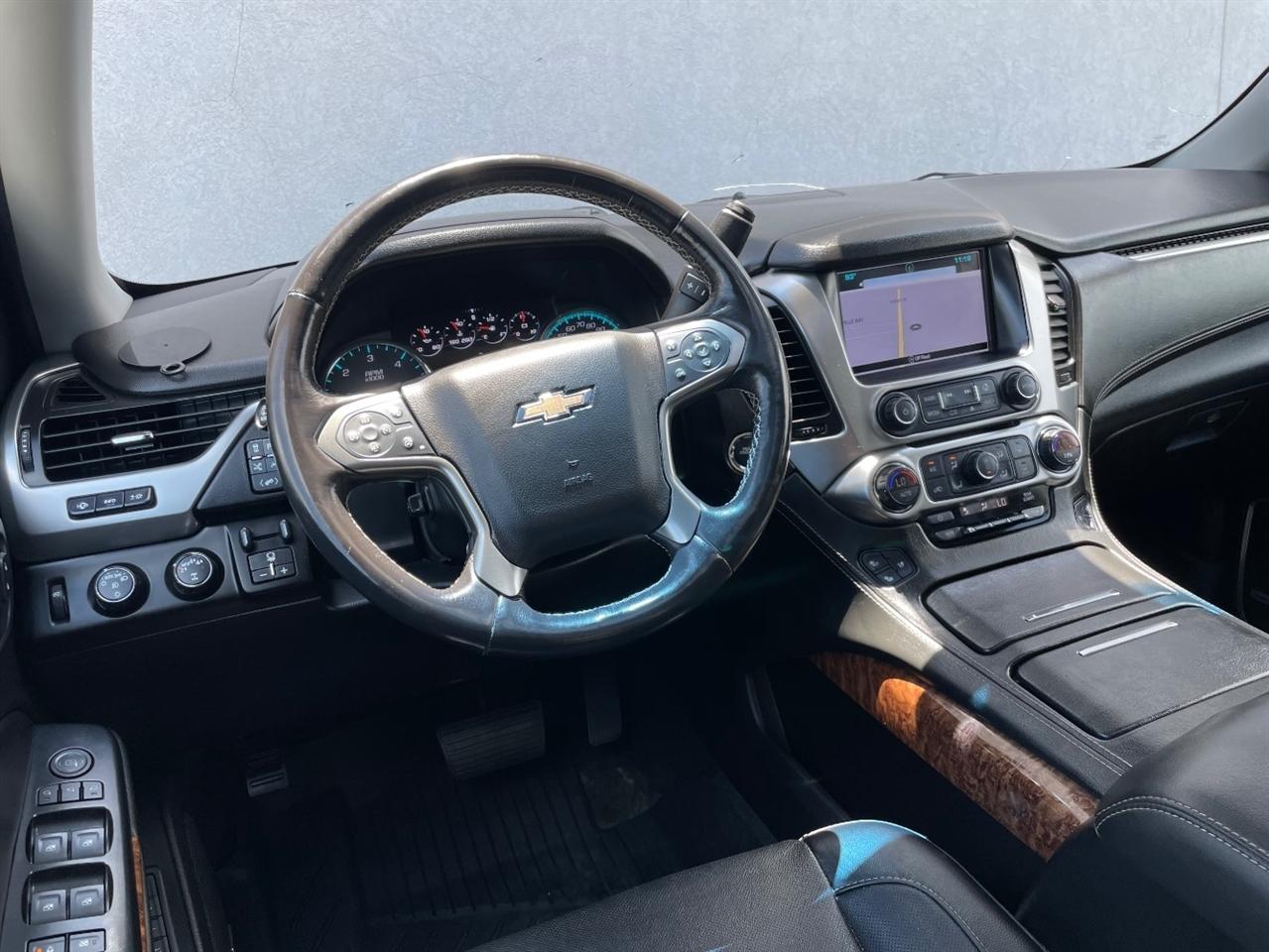 Chevrolet Suburban  2018