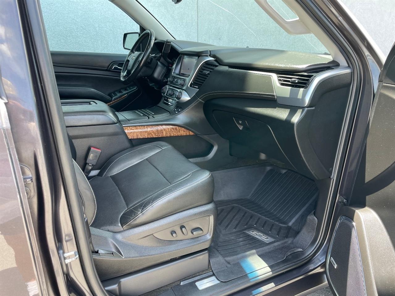 Chevrolet Suburban  2018