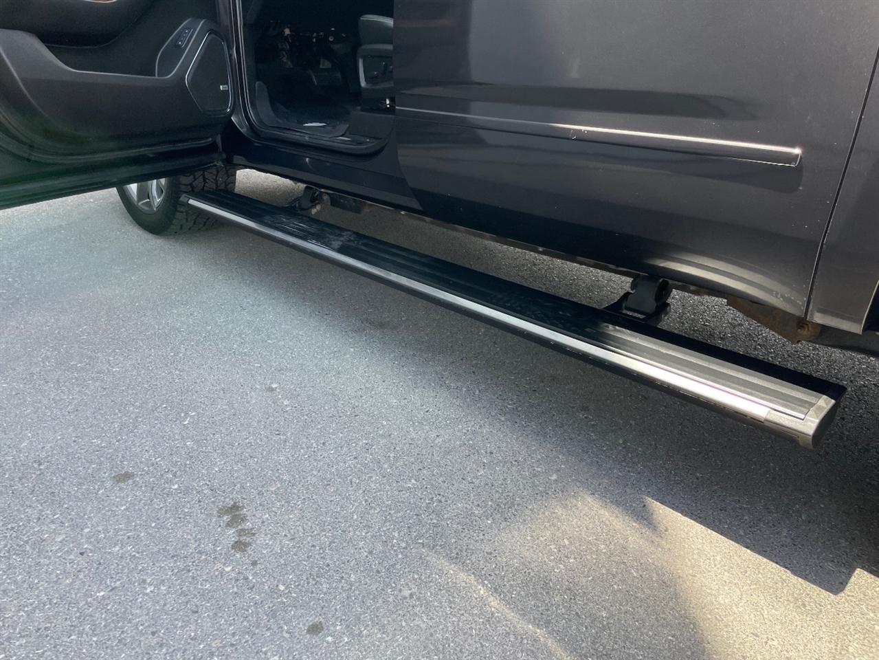 Chevrolet Suburban  2018