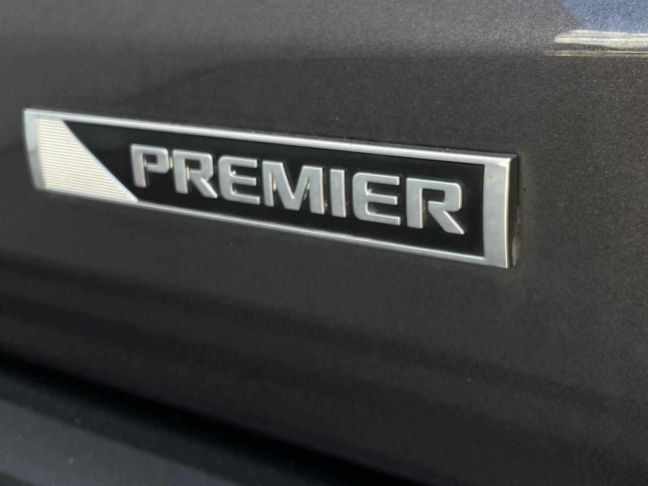 Chevrolet Suburban  2018