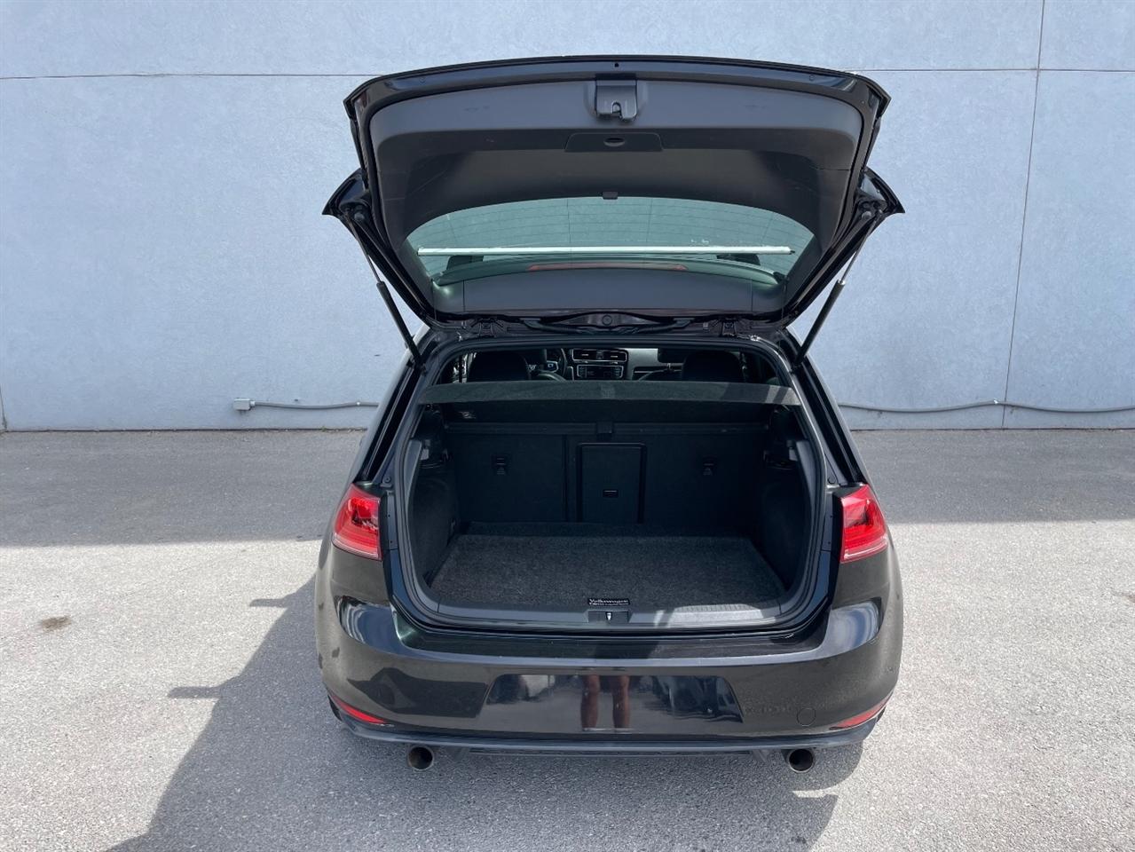 Volkswagen Golf GTI  2016