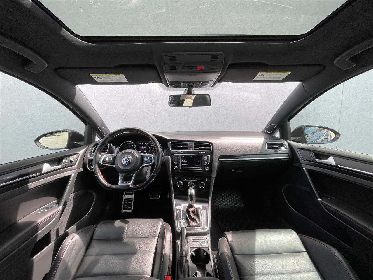 Volkswagen Golf GTI  2016