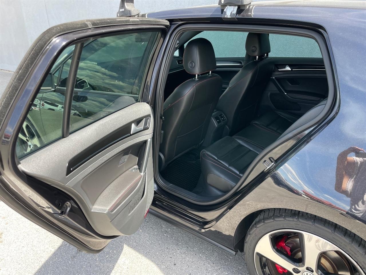 Volkswagen Golf GTI  2016