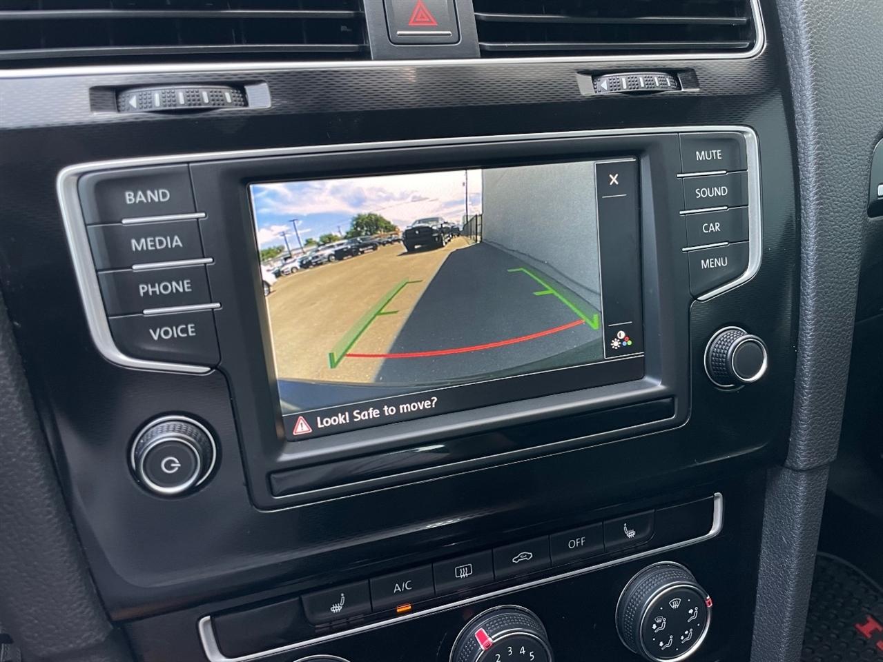 Volkswagen Golf GTI  2016