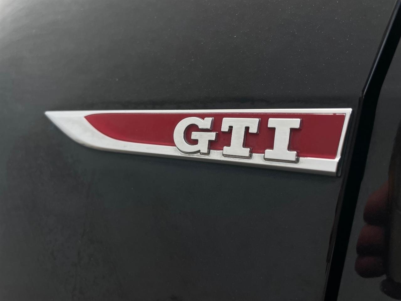 Volkswagen Golf GTI  2016