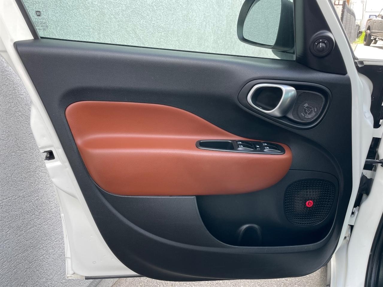 Fiat 500L  2014