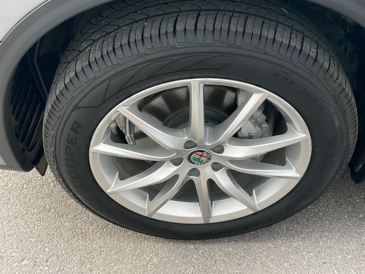 Alfa Romeo Stelvio  2018