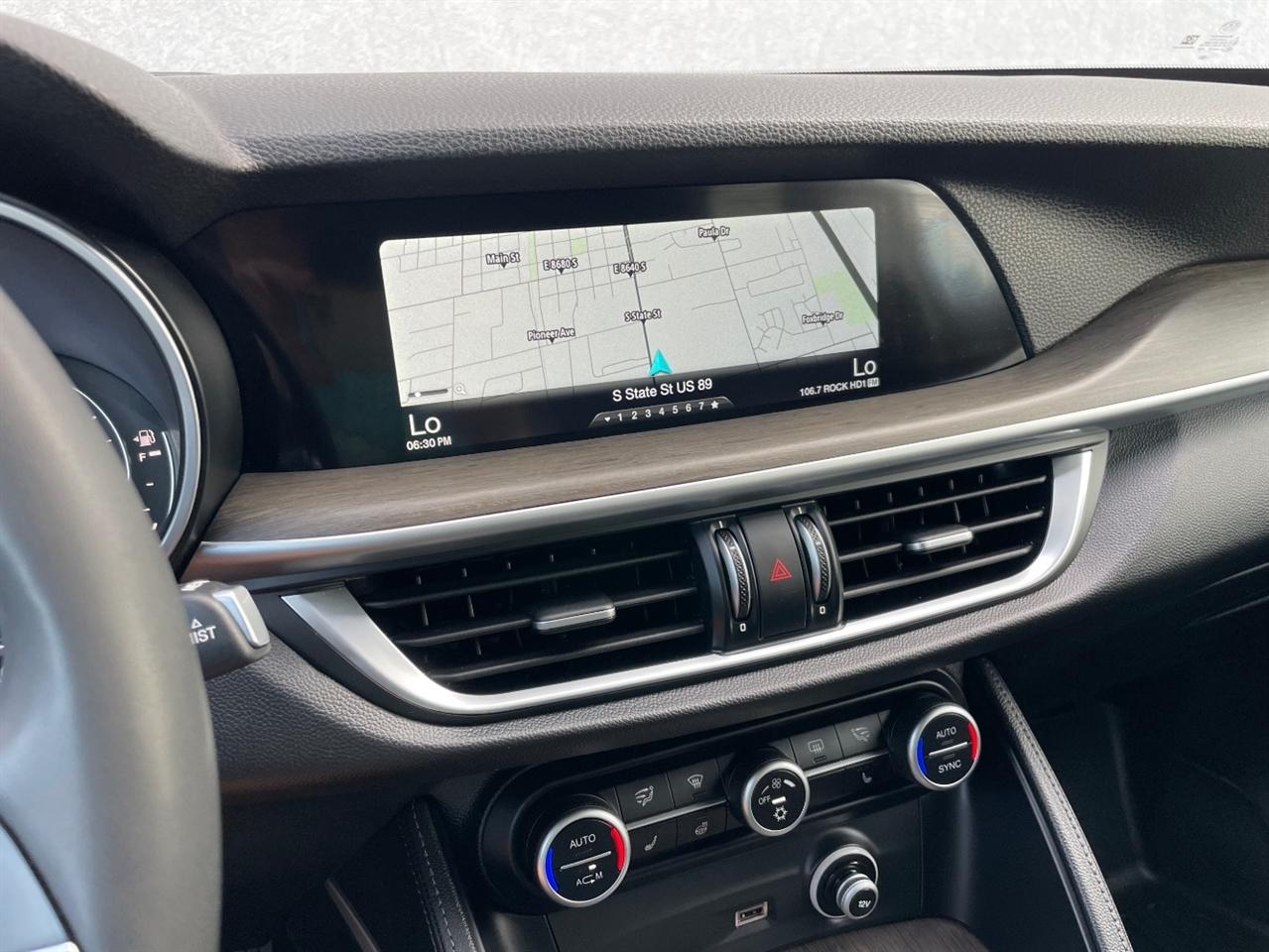 Alfa Romeo Stelvio  2018