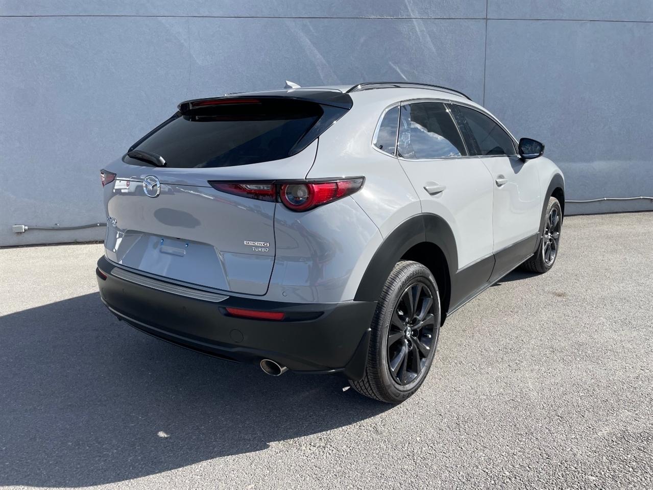 Mazda CX-30  2025