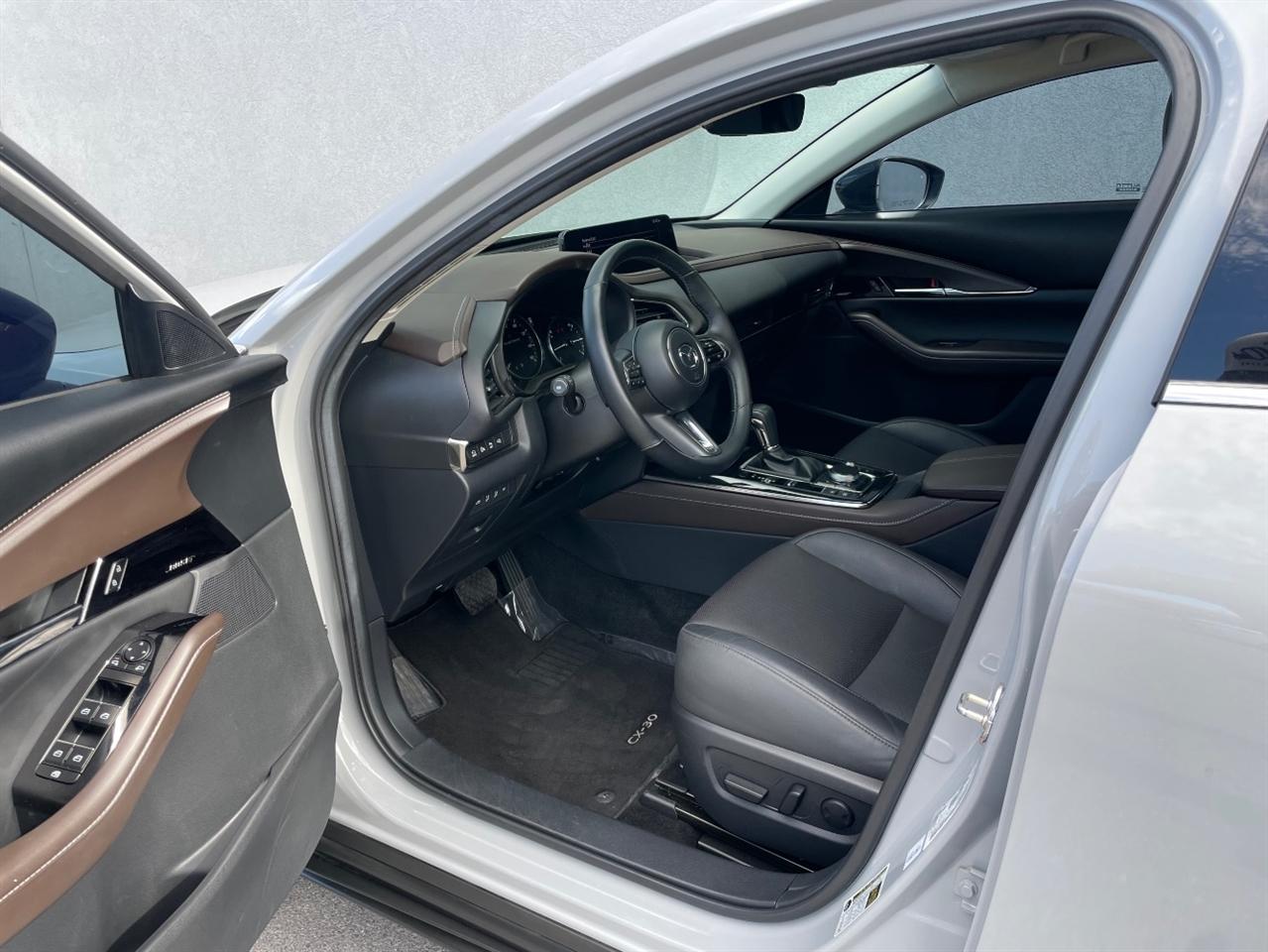 Mazda CX-30  2025