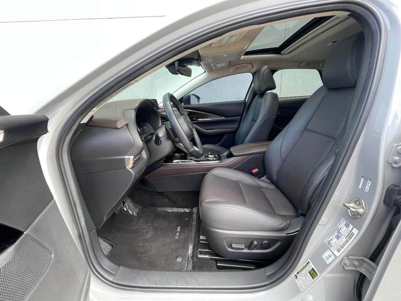 Mazda CX-30  2025