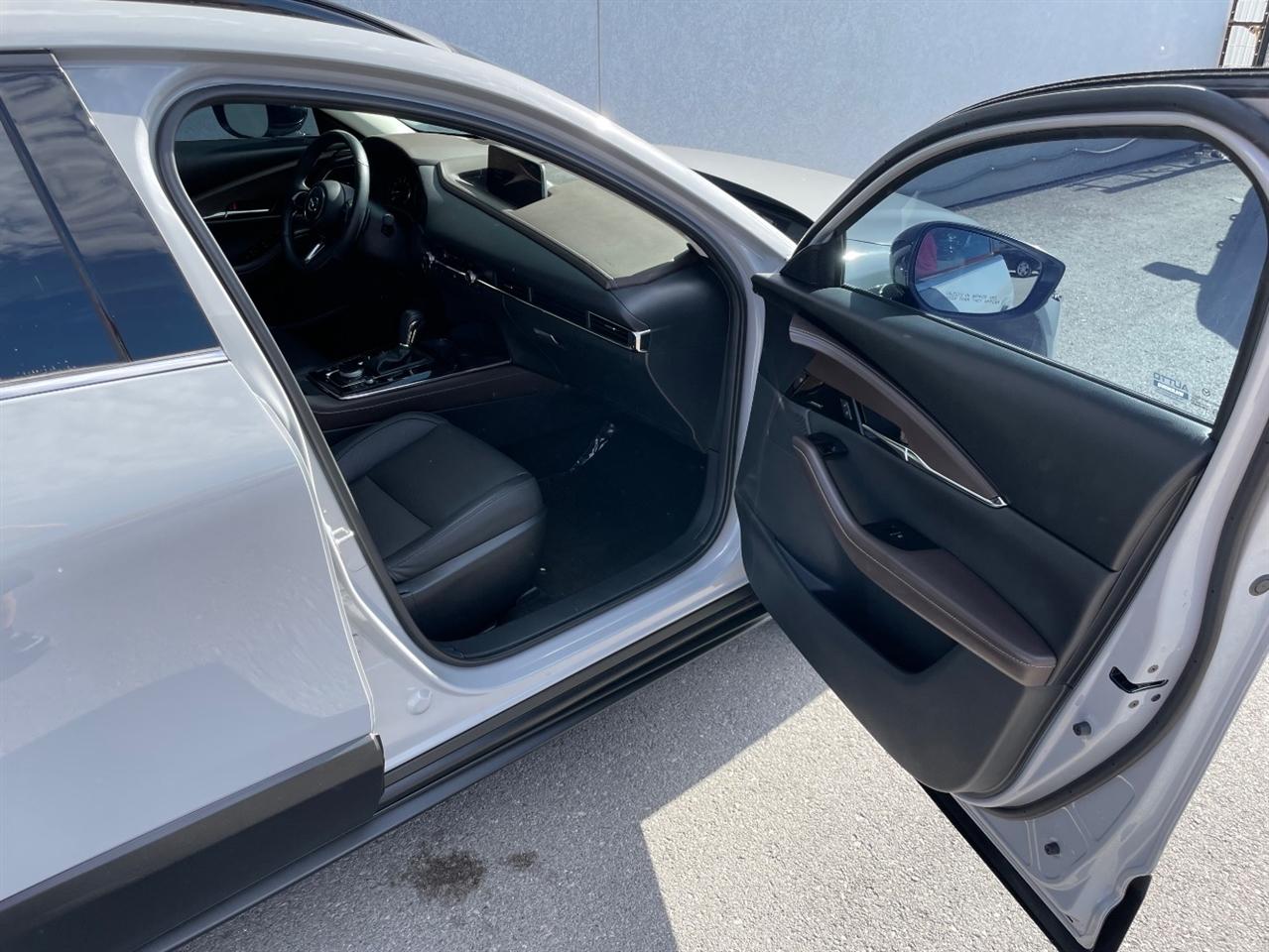 Mazda CX-30  2025