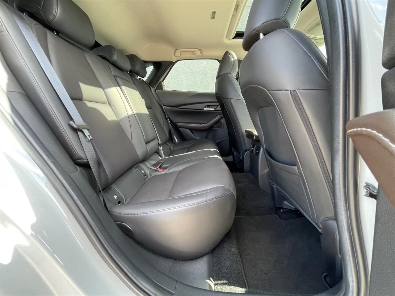 Mazda CX-30  2025