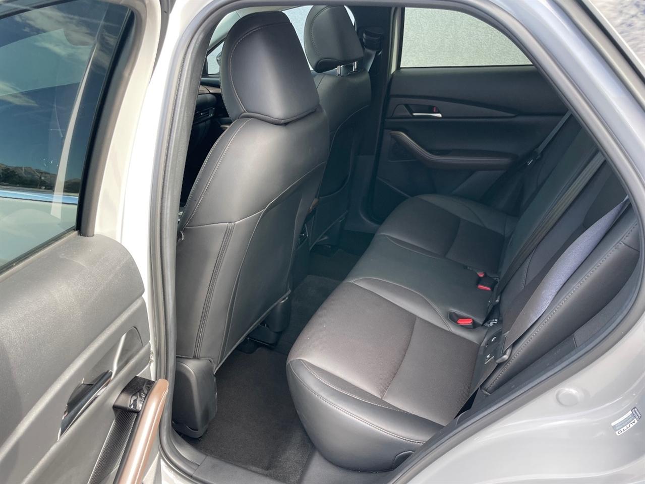 Mazda CX-30  2025