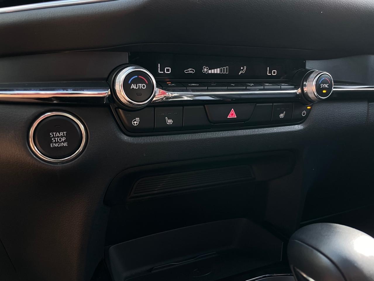 Mazda CX-30  2025