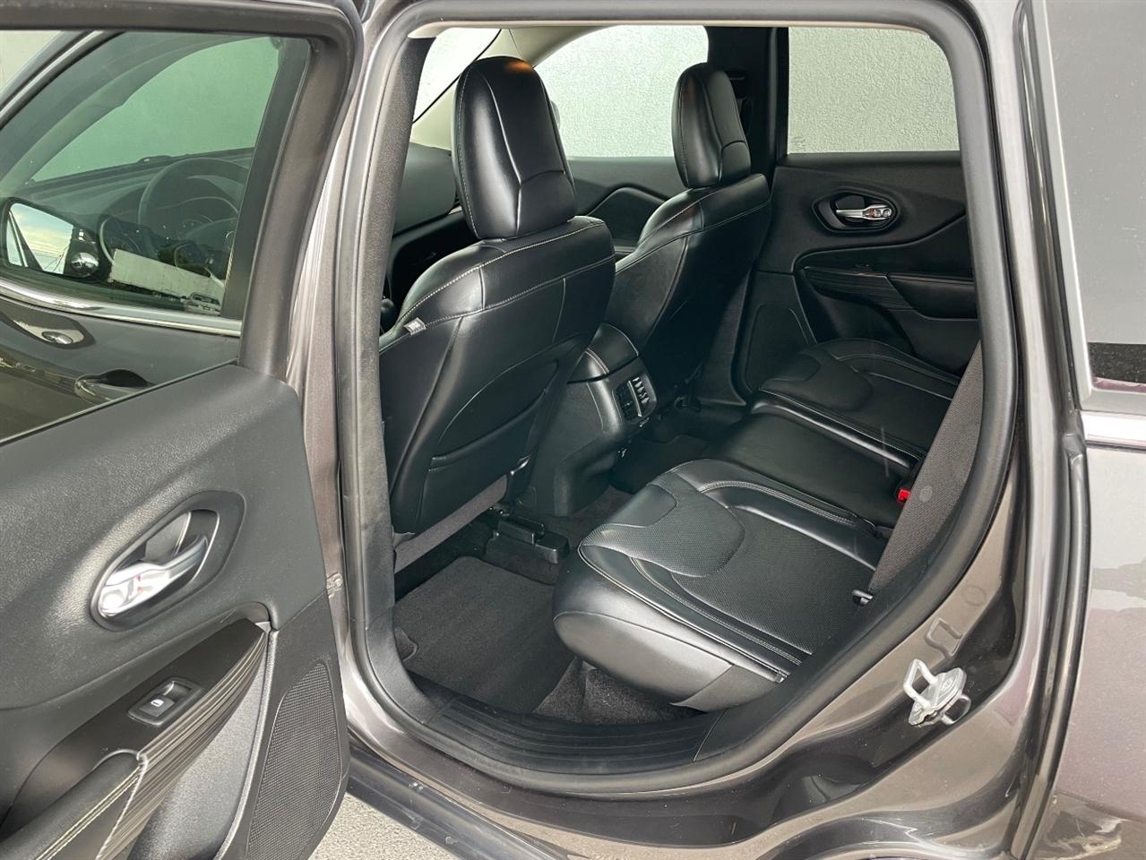 Jeep Cherokee  2014