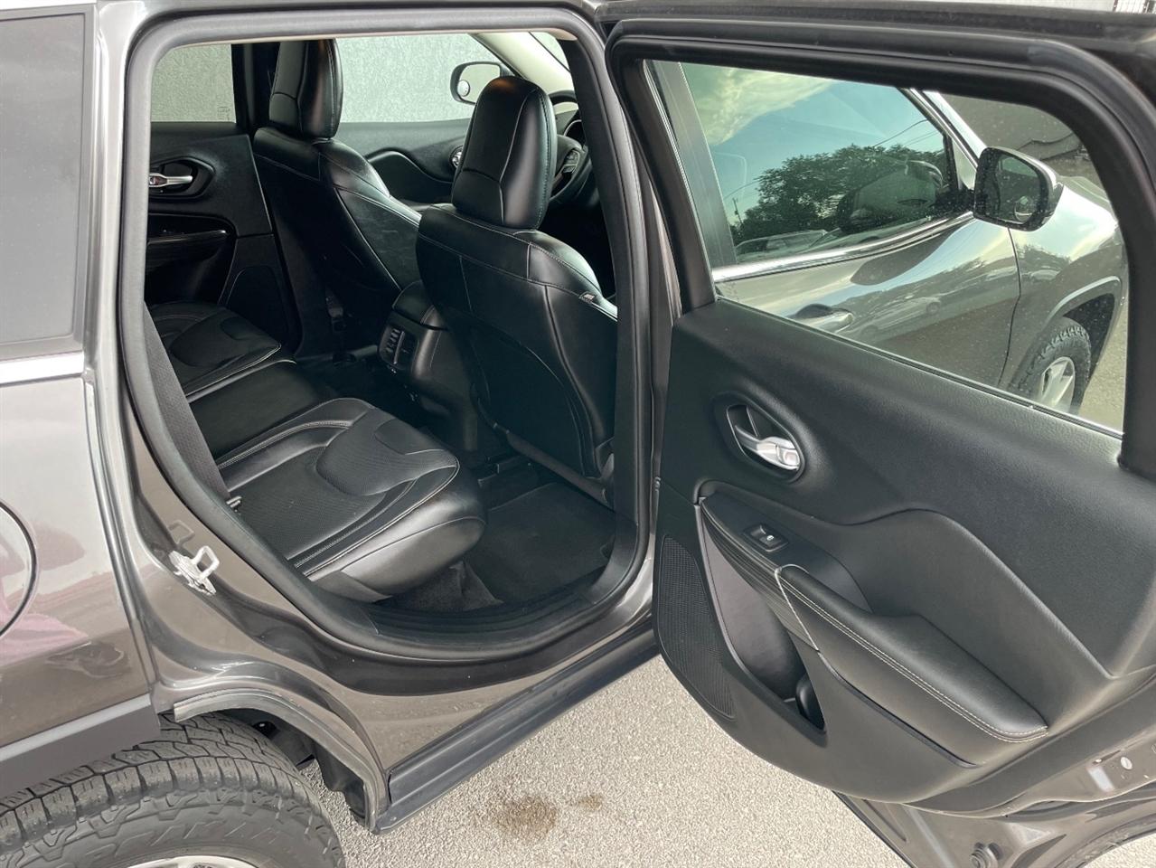 Jeep Cherokee  2014